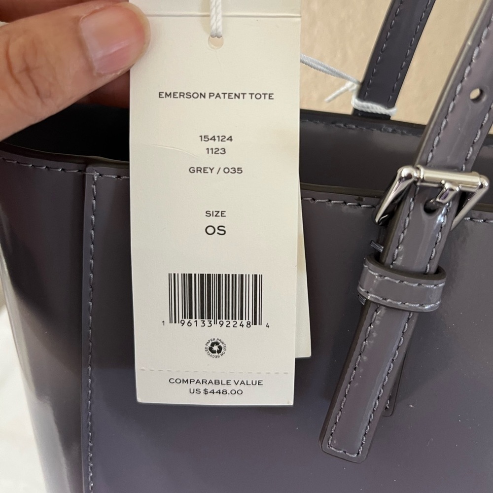 NWT Tory Burch Emerson Patent Leather Tote Bag in Grey – Sleek & Professional - Picture 8 of 14